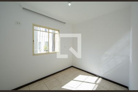 Apartamento à venda com 3 quartos, 51m² em Alto Caiçaras, Belo Horizonte