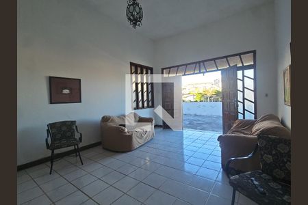 sala de casa para alugar com 3 quartos, 312m² em Boca do Rio, Salvador