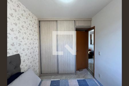 Quarto 1 de apartamento à venda com 2 quartos, 45m² em Cabral, Contagem