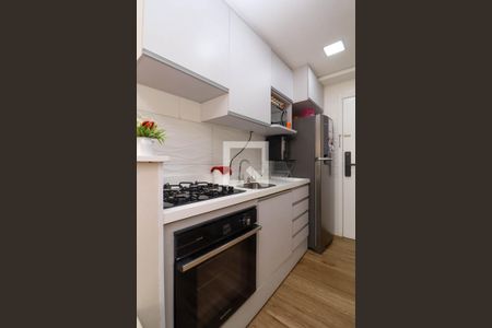 Sala/Cozinha de apartamento para alugar com 2 quartos, 33m² em Parque Munhoz, São Paulo