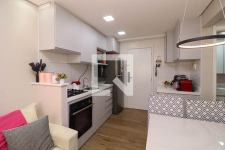 Sala/Cozinha de apartamento para alugar com 2 quartos, 33m² em Parque Munhoz, São Paulo