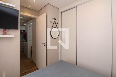 Quarto 1 de apartamento para alugar com 2 quartos, 33m² em Parque Munhoz, São Paulo