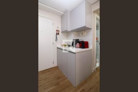 Sala/Cozinha de apartamento para alugar com 2 quartos, 33m² em Parque Munhoz, São Paulo