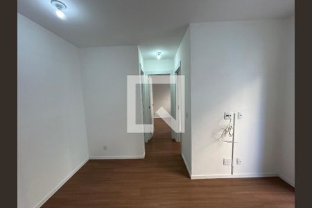 Corredor de apartamento para alugar com 2 quartos, 49m² em Cachambi, Rio de Janeiro