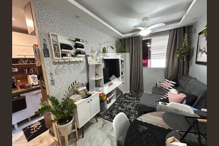 Sala de apartamento para alugar com 2 quartos, 44m² em Água Santa, Rio de Janeiro
