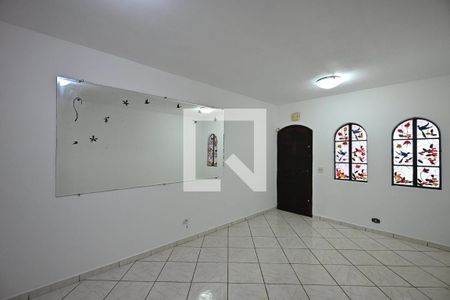 Sala de casa para alugar com 2 quartos, 80m² em Jardim Paris, São Paulo
