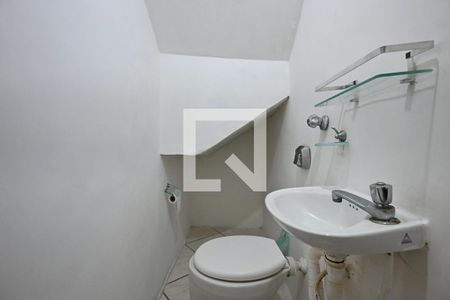 Lavabo de casa para alugar com 2 quartos, 80m² em Jardim Paris, São Paulo
