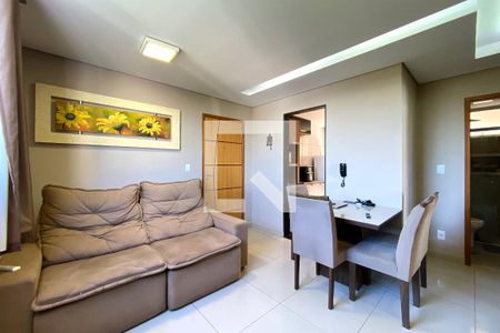 Sala de apartamento à venda com 2 quartos, 77m² em Fernão Dias, Belo Horizonte