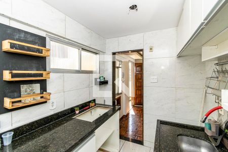 Cozinha de apartamento à venda com 2 quartos, 50m² em Irajá, Rio de Janeiro