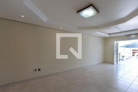 Sala de casa para alugar com 3 quartos, 185m² em Aberta dos Morros, Porto Alegre