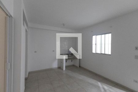 Sala / Cozinha  de kitnet/studio para alugar com 1 quarto, 35m² em Jardim Japao, São Paulo