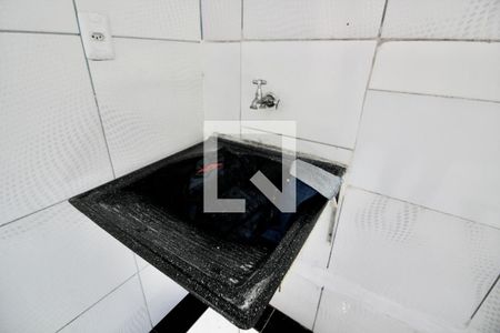 Sala/cozinha de casa de condomínio para alugar com 2 quartos, 40m² em Parque Cisper, São Paulo