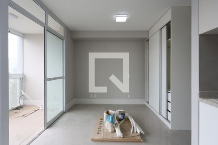 kitnet sala quarto cozinha de kitnet/studio à venda com 1 quarto, 35m² em Real Parque, São Paulo