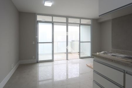 kitnet sala quarto cozinha de kitnet/studio à venda com 1 quarto, 35m² em Real Parque, São Paulo