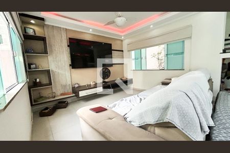 Casa para alugar com 5 quartos, 425m² em Extensão do Bosque, Rio das Ostras