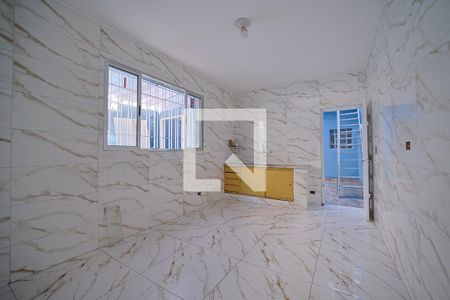 Cozinha de casa para alugar com 2 quartos, 100m² em Aricanduva, São Paulo