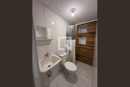 Banheiro Social de kitnet/studio para alugar com 1 quarto, 36m² em Vila Tupi, Várzea Paulista
