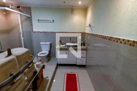 Banheiro da Suíte de casa à venda com 3 quartos, 506m² em Parque das Cigarreiras, Taboão da Serra