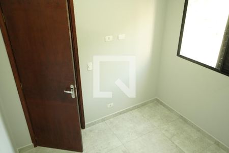 Quarto 1 de apartamento para alugar com 2 quartos, 45m² em Vila Carrão, São Paulo