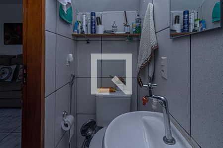 lavabo_3 de casa para alugar com 2 quartos, 114m² em Vila Santa Teresa, São Paulo