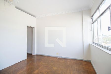 Sala 1 de apartamento para alugar com 4 quartos, 150m² em Bonsucesso, Rio de Janeiro