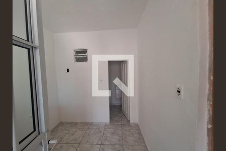 Casa para alugar com 1 quarto, 20m² em Parque Maria Helena, Suzano