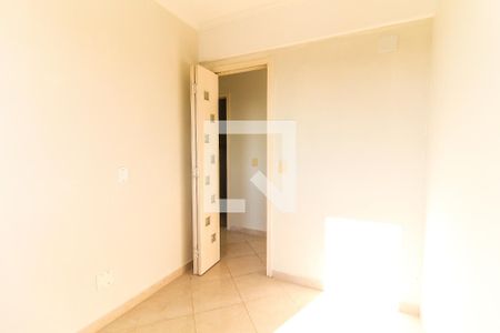 Quarto 1 de apartamento para alugar com 2 quartos, 55m² em Vila Carmosina, São Paulo