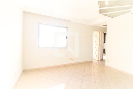 Sala de apartamento para alugar com 2 quartos, 55m² em Vila Carmosina, São Paulo