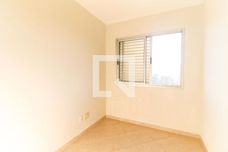 Quarto 1 de apartamento para alugar com 2 quartos, 55m² em Vila Carmosina, São Paulo