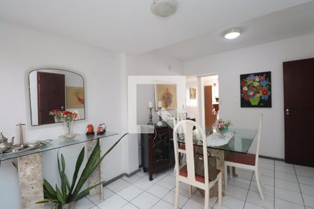 Sala de casa de condomínio para alugar com 3 quartos, 140m² em Stella Maris, Salvador
