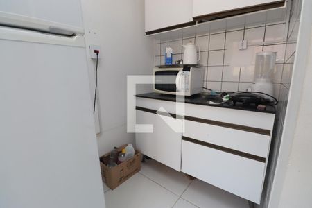 Cozinha de casa de condomínio para alugar com 3 quartos, 140m² em Stella Maris, Salvador