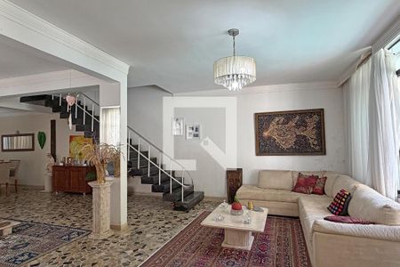 Sala de casa para alugar com 4 quartos, 200m² em Aparecida, Santos