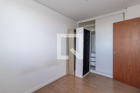 Quarto 2 de apartamento para alugar com 2 quartos, 44m² em Rio Branco, Belo Horizonte