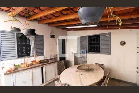 Casa à venda com 4 quartos, 180m² em Jardim Eulina, Campinas