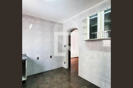 Casa à venda com 4 quartos, 228m² em Taquaral, Campinas