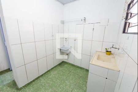 Cozinha/Área de serviço de casa para alugar com 1 quarto, 50m² em Parque Santo Antonio, Taubaté
