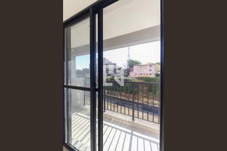 Varanda  de apartamento à venda com 2 quartos, 42m² em Vila Campanela, São Paulo