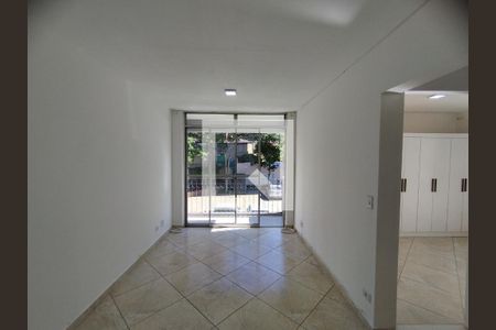Apartamento para alugar com 2 quartos, 65m² em Parque Bristol, São Paulo