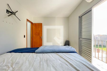 Quarto 1 de casa de condomínio à venda com 2 quartos, 65m² em Vila Yolanda, Osasco