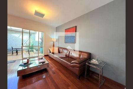 Sala  de casa de condomínio para alugar com 4 quartos, 180m² em Santo Amaro, São Paulo