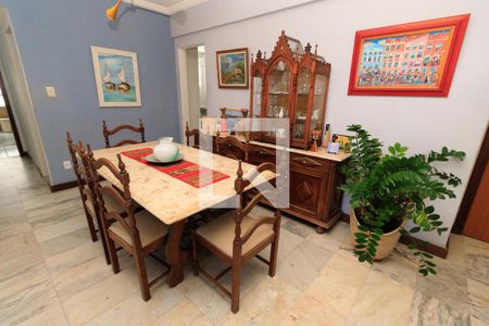 Apartamento para alugar com 4 quartos, 220m² em Costa Azul, Salvador