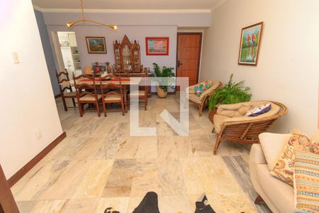 Apartamento para alugar com 4 quartos, 220m² em Costa Azul, Salvador