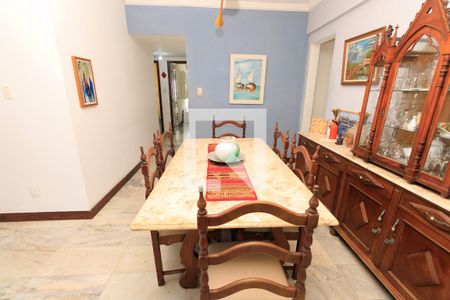 Apartamento para alugar com 4 quartos, 220m² em Costa Azul, Salvador
