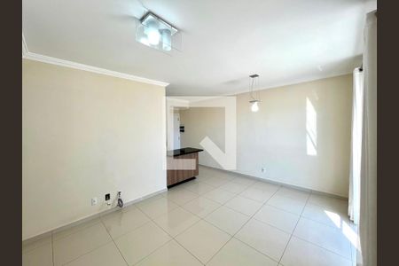 Sala de apartamento para alugar com 2 quartos, 55m² em Jardim Chapadão, Campinas