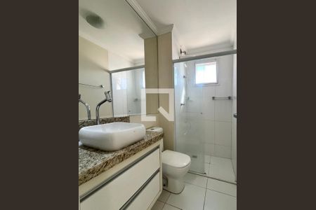 Banheiro de apartamento para alugar com 2 quartos, 55m² em Jardim Chapadão, Campinas