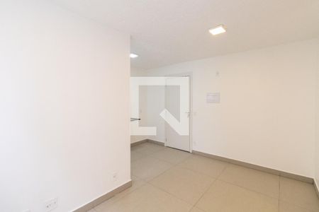 Sala e Cozinha de casa para alugar com 2 quartos, 39m² em Jardim America da Penha, São Paulo