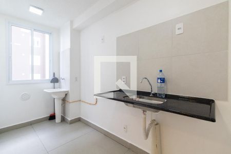 Cozinha e Área de Serviço de casa para alugar com 2 quartos, 39m² em Jardim America da Penha, São Paulo