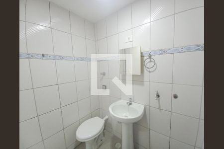 Banheiro de kitnet/studio para alugar com 1 quarto, 31m² em Vila Buarque, São Paulo