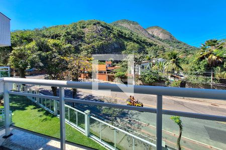 Sala de apartamento para alugar com 2 quartos, 90m² em Itacoatiara, Niterói