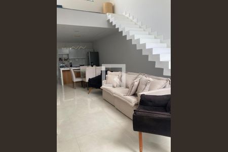 Sala de casa de condomínio para alugar com 3 quartos, 300m² em Vargem Pequena, Rio de Janeiro